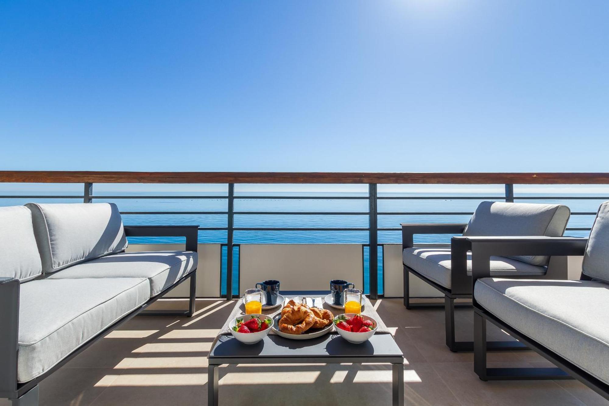 Santa Clara Modern & Exclusive Seafront Apartment Торремолинос Экстерьер фото