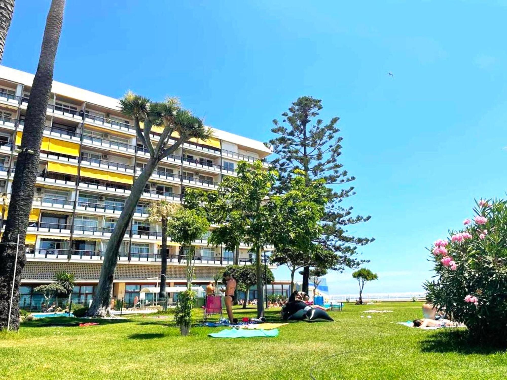 Santa Clara Modern & Exclusive Seafront Apartment Торремолинос Экстерьер фото