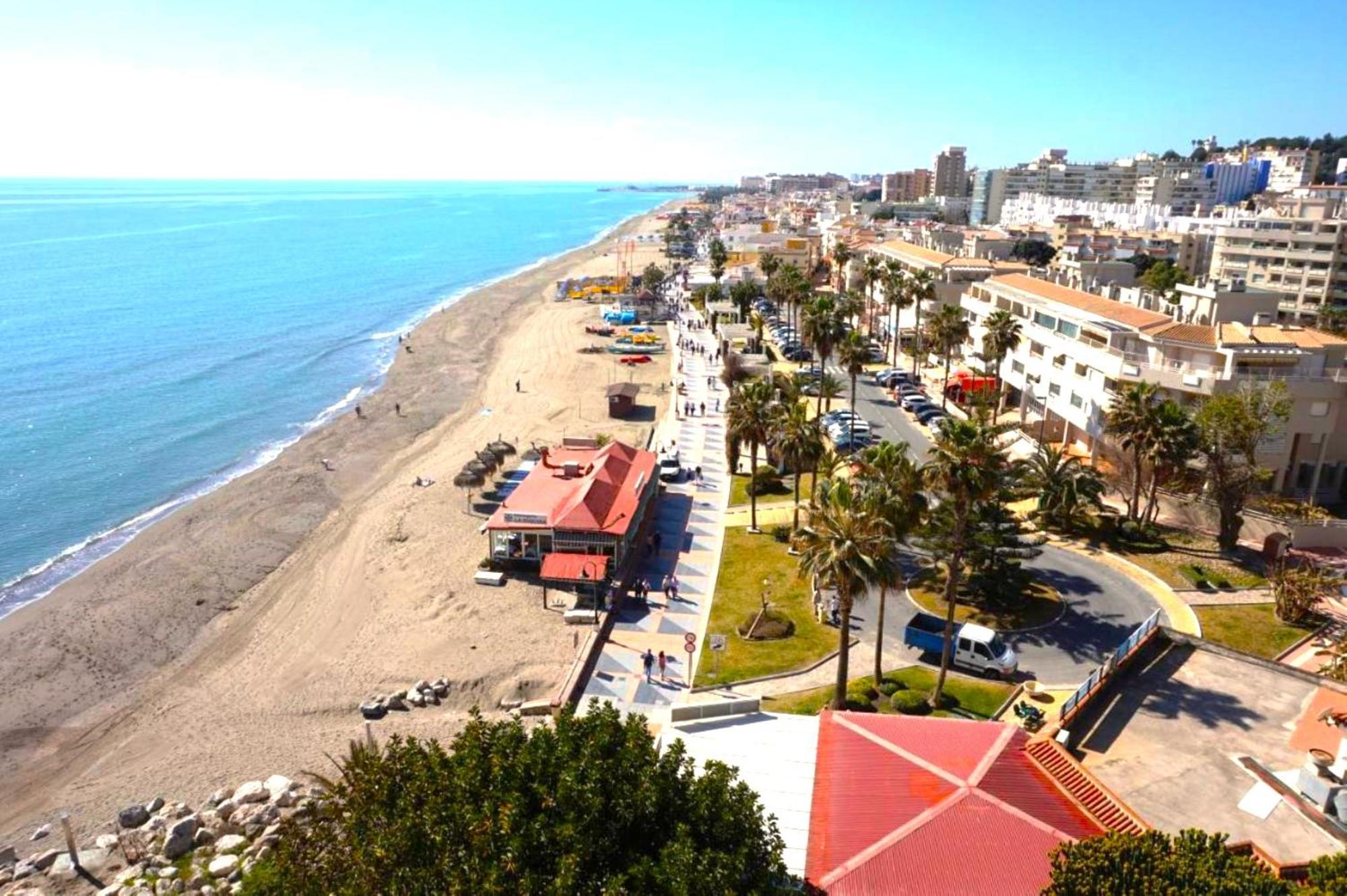 Santa Clara Modern & Exclusive Seafront Apartment Торремолинос Экстерьер фото